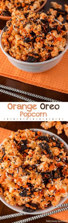 Halloween Orange Oreo Popcorn, perfect snack for a Halloween Party that everyone will love!
