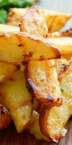 Garlic Parmesan Grilled Potato Wedges Recipe