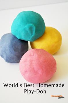 Housewife Eclectic: World's Best Homemade Play-Doh   ***SAME RECIPE I USED WHILE TEACHING!