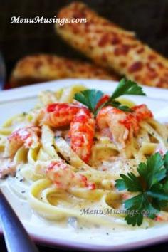 Crawfish Fettuccine... and awesome (and easy) recipe that embodies the spirit of the South.  Step-by-step photos.  Makes a ton, so its great for pot lucks and large gatherings.