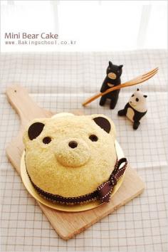 미니베어케이크 bear cake! sponge cake base,  syrup,  sweet potato cream + rhum another sponge cream  crump cake ( use food processor) coat decorate with chocolate coin and choc chip