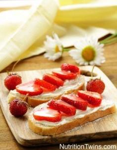 Strawberry ricotta bruchetta