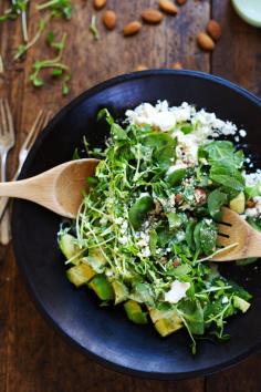 Green Goddess Detox Salad by pinchofyum: Avocado, almonds, spinach, pea shoots, and healthy homemade Green Goddess dressing. #Salad #Green #Detox #Green_Goddess