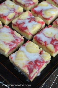 Strawberry Lemon Snack Cake - Delicious cake choice for breakfast or any time. #cake #bars #dessert #breakfast