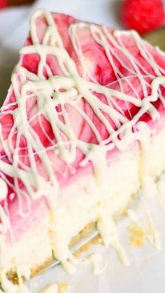 http://bestkitchenequipmentreviews.com/best-steak-knives/ #dessert White Chocolate Raspberry Swirl Cheesecake