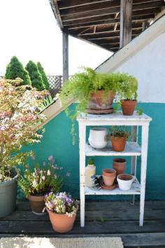 
                    
                        Overlooking NYC, A Lofted Studio Filled with History | Design*Sponge
                    
                