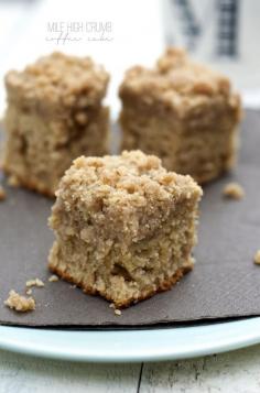 mile high crumb coffee cake with brown sugar glaze | bigredclifford.com