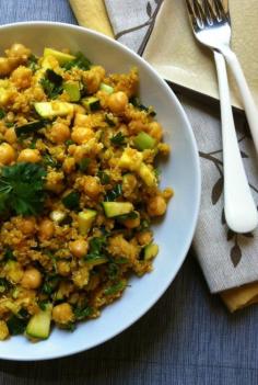 Zucchini Chickpea Quinoa Salad : a healthy, hearty salad that is a great way to use up garden zucchini // A Cedar Spoon