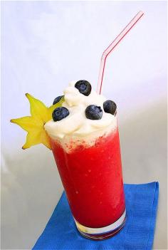 A Fourth of July Favorite ~ Strawberry Daiquiri with Star Fruit & Blueberries ... #holiday #drinks #recipe