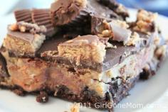 reeses cheesecake brownies...my 3 favorite desserts combined in one!