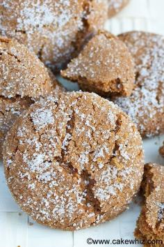 
                    
                        These are the best MOLASSES CRINKLE COOKIES ever! Crispy and sugary on the outside and very soft on the inside! From cakewhiz.com
                    
                