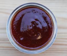 Quick BBQ Sauce Recipe #recipe #BBQ Foodieaholic.com