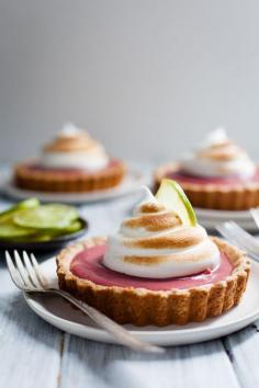 Hibiscus Strawberry Curd Tarts with Toasted Meringue - gluten free and perfect for Mother's Day! #hibiscus #strawberry #curd #tarts #toasted #meringue