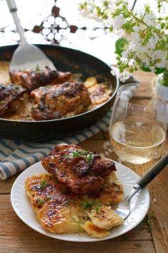 One Pan Rotisserie Chicken with Potato Gratin - two dishes in one pan! Chicken rubbed with rotisserie flavours and roasted on top of potato gratin. Fast and easy to prepare! #chicken #potato