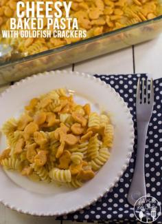 Cheesy Baked Pasta with Goldfish® Crackers