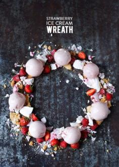 Strawberry Ice Cream Wreath Recipe
