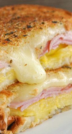 Hawaiian Grilled Cheese!! The Flavors of the Sweet Pineapple, Canadian Bacon and Monterey Jack Cheese Melt Together to Make a Fabulous Sandwich!!