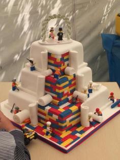 
                    
                        This Couple Just Received a Custom LEGO-Themed Cake for Their Wedding #food trendhunter.com
                    
                