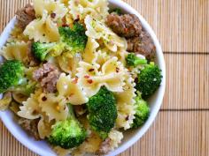 Broccoli and Sausage Pasta- Budget Bytes: spicy sausage & broccoli pasta $8.37 recipe / $1.05 serving