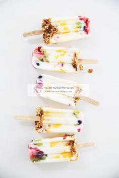 healthy and yum - when summer comes back these are on the post workout food list - Yogurt parfait popsicles