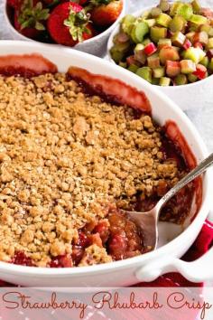 Strawberry Rhubarb Crisp ~ Crunchy Streusel Crust Layered with Strawberries and Rhubarb then topped with more Struesel! ~ http://www.julieseatsandtreats.com