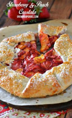 Looking for an easy dessert recipe using summer fruit? This strawberry peach crostata recipe is an easy dessert perfect with ice cream. Skip the pie this summer and try a rustic tart instead with this quick dessert.