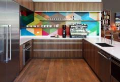 
                    
                        3 Ways to Make Geometric Wallpaper Work in Your Kitchen
                    
                