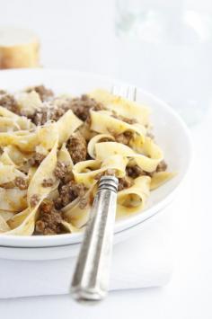 Pappardelle Bolognese - Cupcakepedia, best Italian sauce.
