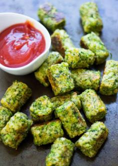 Healthy Baked Broccoli Tots #vegetarian #easy #recipe #broccoli