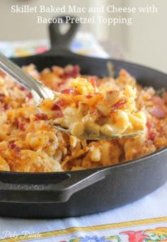 Skillet Baked Mac and Cheese with Bacon Pretzel Topping! Perfect back to school and weeknight dinner idea :)
