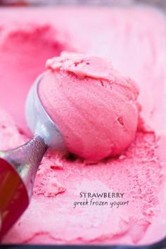 strawberry greek frozen yogurt (3 ingredients: plain greek yogurt, strawberries, agave) | Cooking Classy