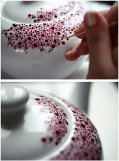 Paint a Porcelain Teapot - 20 of the Most Adorable DIY Kitchen Projects You’ve Ever Seen Daily update on my blog: iliketodecorate.com Crafty Ideas Crafty B it