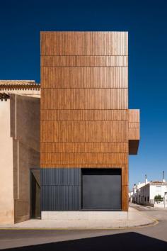 
                    
                        Rehabilitación del Teatro Oscense y Claustro Anexo
                    
                