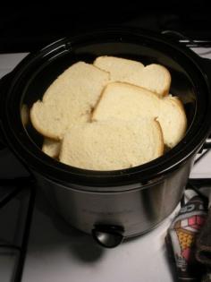 Overnight Crock Pot French Toast Great for Christmas morning #breakfast #toast #easy #recipe