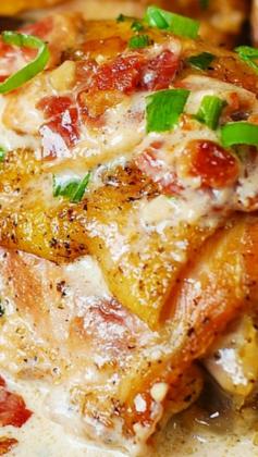 
                    
                        Skillet Chicken with Bacon Cream Sauce ~ Pan-fried chicken thighs in a creamy bacon sauce with a touch of lemon... Quick and easy recipe for skin-on, bone-in chicken thighs.
                    
                