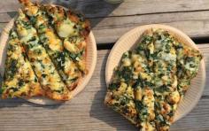 
                    
                        Alaska State Fair: Talkeetna Spinach Bread - 10 Foods Not to Miss at State Fairs This Summer | Travel + Leisure
                    
                
