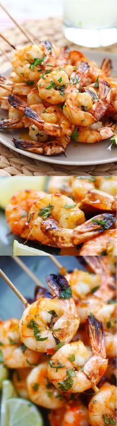 Honey Sriracha Shrimp Kebab – crazy delicious shrimp kebab with honey Sriracha butter. Thread shrimp on skewers and grill, so easy!! | https://rasamalaysia.com #Healthy #Recipe