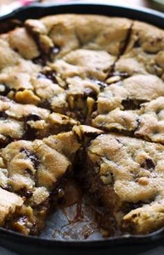 Deep Dish Chocolate Chip Cookies Pie w/ Caramel && Sea Salt!