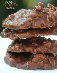 Nutella No Bake Cookies with peanut butter and Nutella. YUM. #nutella #cookies #baked #delicious