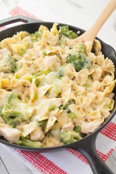 #food #pasta #chicken #broccoli #whitesauce