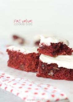 soft red velvet cookie bars {and the perfect frosting} - Color Me Meg