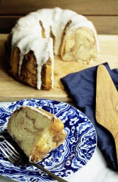 
                    
                        CINNAMON ROLL POUNDCAKE
                    
                