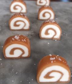 
                    
                        I had to repin these caramels, they look absolutely amazing! I'm going to dream of candy land tonight..! - BARVIVO
                    
                