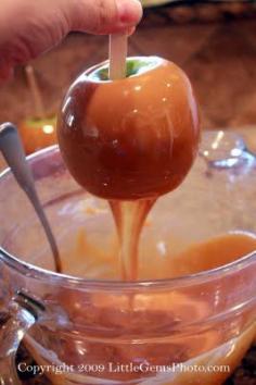 homemade caramel apples