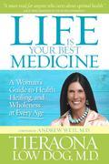 The division between conventional and traditional medicine is as artificial as the division between science and nature. They can be woven together in a fashion that meets our physical, emotional, and spiritual needs. This is the foundation upon which integrative medicine is built." - Tieraona Low Dog, M.D.In Life Is Your Best Medicine, Dr. Low Dog weaves together the wisdom of traditional medicine and the knowledge of modern-day medicine into an elegant message of health and self-affirmation for women of every age. This is a book that can be read cover to cover but also dipped into for inspiration or insight about a particular physical or mental health issue or remedy. We learn that, despite the widespread availability of pharmaceutical medications, advanced surgical care, and state-of-the-art medical technology, chronic illness now affects more than 50% of the American population. The evidence is overwhelmingly clear that much of the chronic disease we are confronting in the United States has its roots in the way we live our lives. Research shows that if Americans embraced a healthier lifestyle, which includes a balance between rest and exercise; wholesome nutrition; healthy weight; positive social interactions; stress management; not smoking; limited alcohol use; and no or limited exposure to toxic chemicals; then 93% of diabetes, 81% of heart attacks, 50% of strokes, and 36% of all cancers could be prevented! This means that each one of us has the power to shift the odds of being healthy in our favor. And if you do get sick, being fit gives you a much better chance for getting well. Your health has a great deal more to do with your lifestyle and a lot less to do with taking prescription drugs than most people realize. Part I. The Medicine of My Life is a personal and passionate introduction to the book Part II. Honoring the Body includes Food, Supplements, Illness, WholenessPart III. Awakening the Senses includes Nature, Garden, MusicPart IV. Listening to Spirit