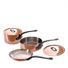 Features: -Bilaminated copper stainless steel (90% copper and 10% 18/10 stainless steel)-High Performance: Copper heats more evenly, much faster than other metals and offers superior cooking control-Superior durability: Pans with cast iron handles ar.