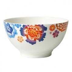 Add vibrancy to your traditional table with this colorful rice bowl from our Anmut Bloom collection. This premium bone china bowl is perfect for breakfast, lunch or dinner. Dishwasher and microwave safe.